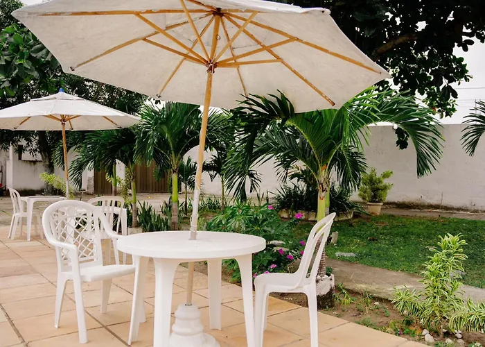 Alojamento com o café da manhã Apenas: Pousada da Mércia - Itapuã (BA)